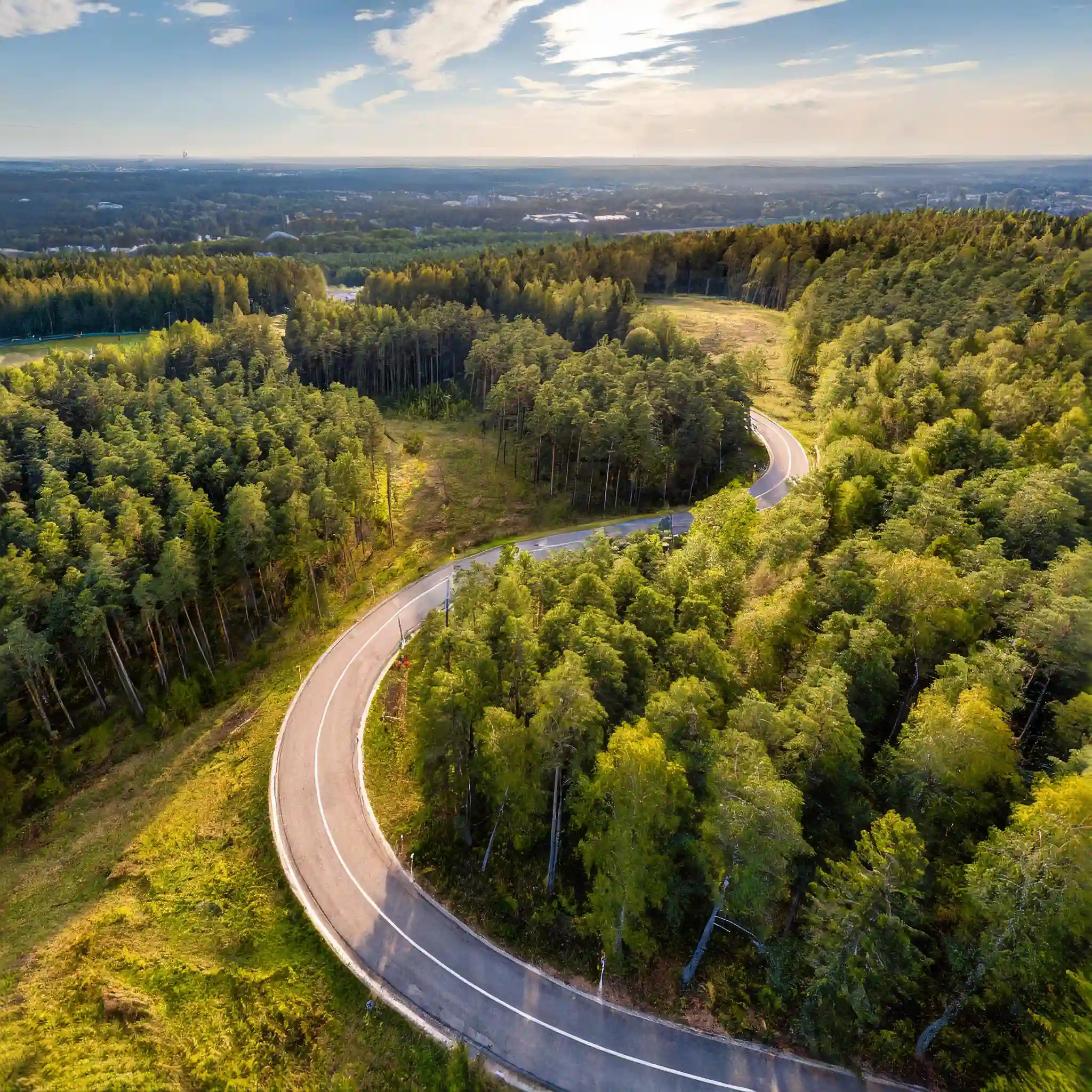 OMNI Features｜Agreement Between the Dutch Government and Air Liquide on Carbon Dioxide Reduction / MOEA Accelerates Standards for Wind & Solar Energy Storage