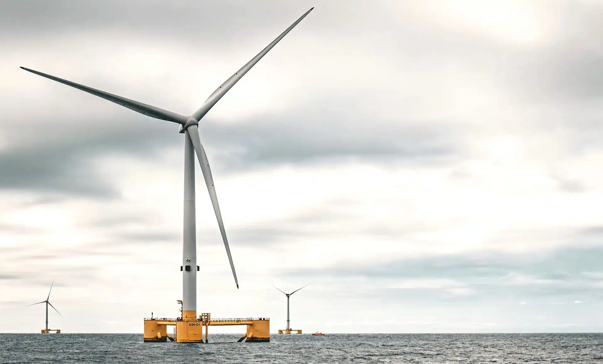 OMNI Features｜Breakthrough success for Green Volt floating windfarm in UK renewable power auction．EDF Renewables Acquires 100% Stake in "West Sea Energy 1" Offshore Wind Project from Shell Overseas Holdings．Blackstone Acquire APAC Data Center Firm AirTrunk n Historic AU$24bn