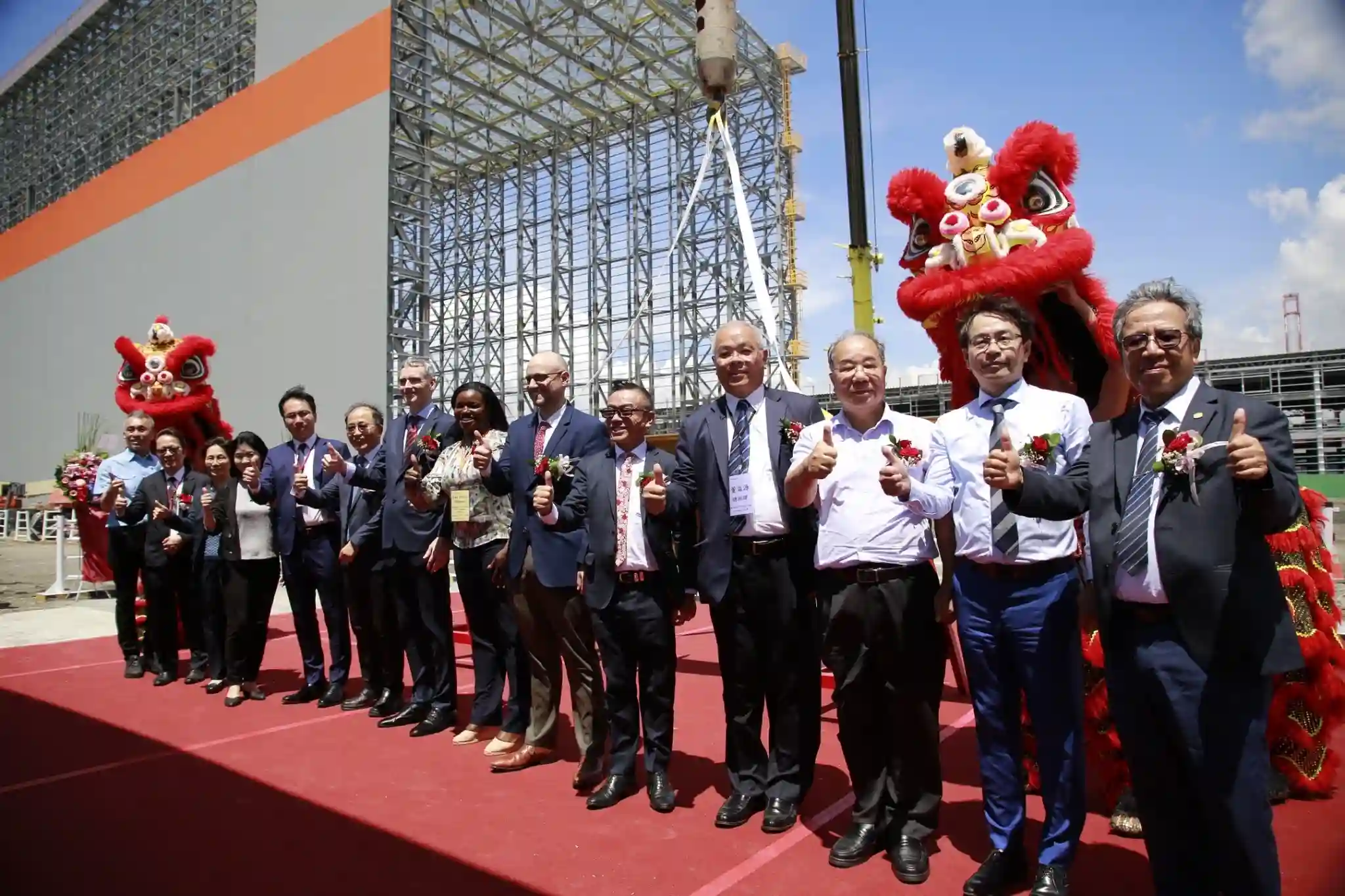 洲鉅風電攜手港務公司碼頭於高雄港 A6-B 上梁祈福完工　為國內風電產能再注一劑強心針