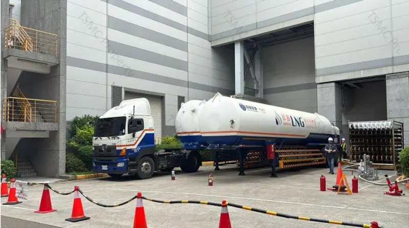 Shinfox Natural Gas Delivers Emergency Supply to Prevent Power Disruptions for Major Technology Companies